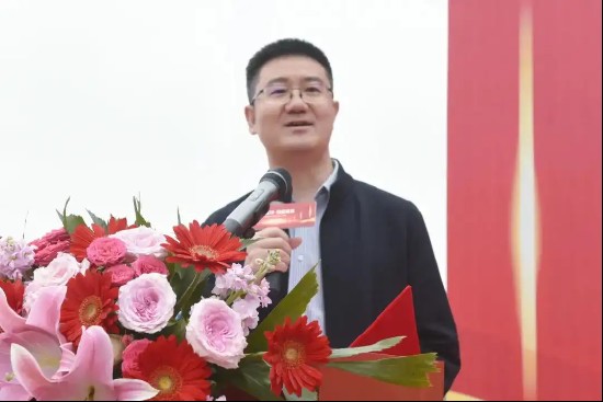 春分龙抬头之际,中集车辆柳州交付服务中心正式启幕;战略布局西南,助力物流高效升级。 汽车科技