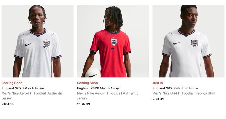 耐克推出英格兰2026世界杯球衣系列;定价策略引发球迷热议。 体育新闻