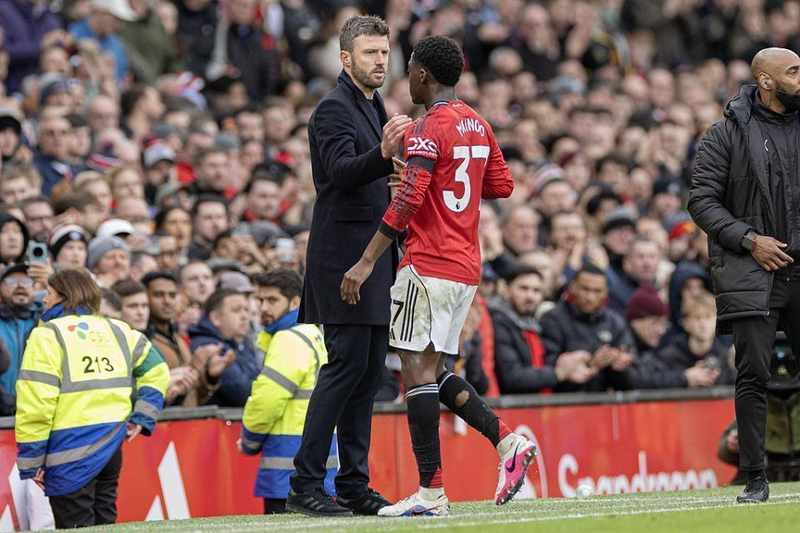  绿茵场上的数字真相：一段关于英超豪门的沉浮笔记 体育新闻