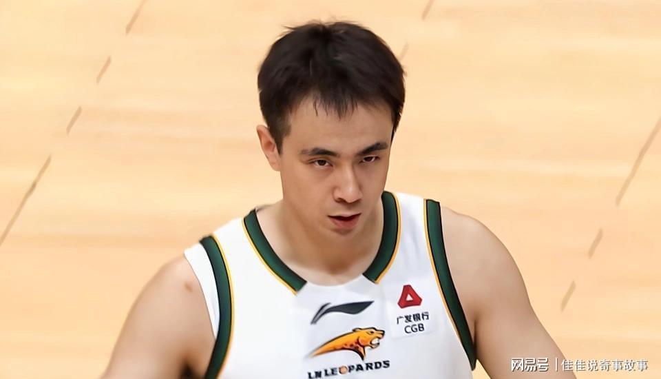  里程碑数据赋能：赵继伟助攻破局背后的战术博弈与短板警示 体育新闻
