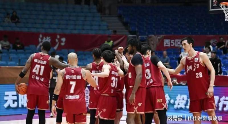  里程碑数据赋能：赵继伟助攻破局背后的战术博弈与短板警示 体育新闻