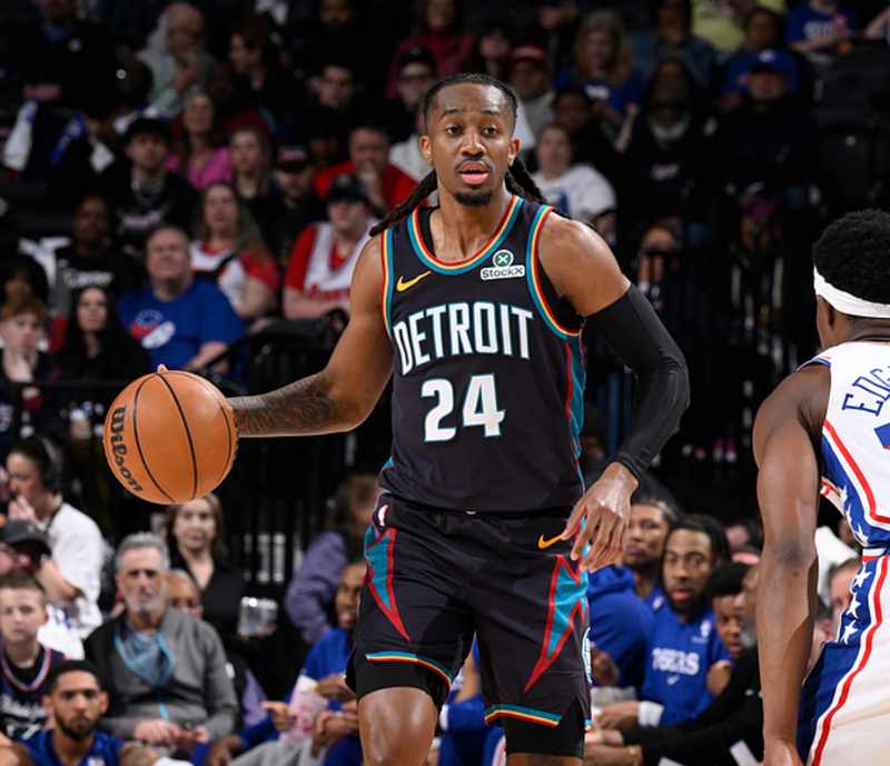  联盟罕见数据封神：约基奇重塑顶级中锋统治力边界 体育新闻