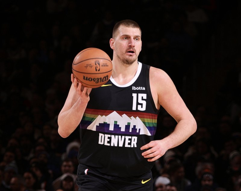  联盟罕见数据封神：约基奇重塑顶级中锋统治力边界 体育新闻