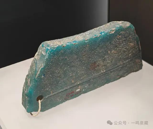  平庸外表下的历史重音：为什么这块“路边石”是国家重宝？ 文化旅游