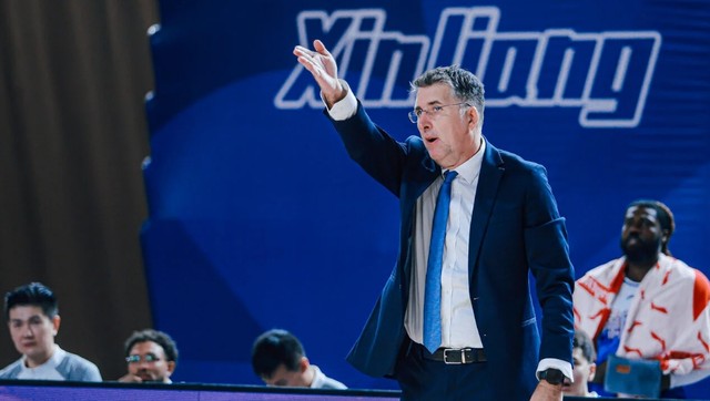  广东宏远内线困局：一位老球迷亲历的补强决策全解析 体育新闻