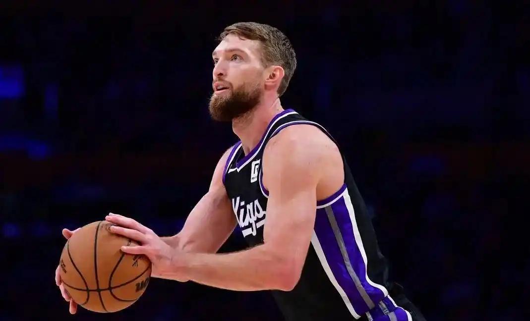  从勇士边角料到灰熊核心——杰罗姆的技术蜕变与战术价值分析 体育新闻