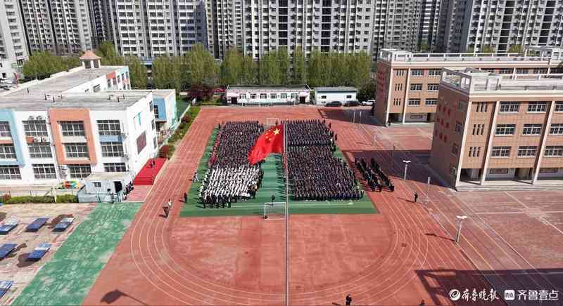  从糖果到聘书：一位少年的红色传承行动引发的教育思考 新闻