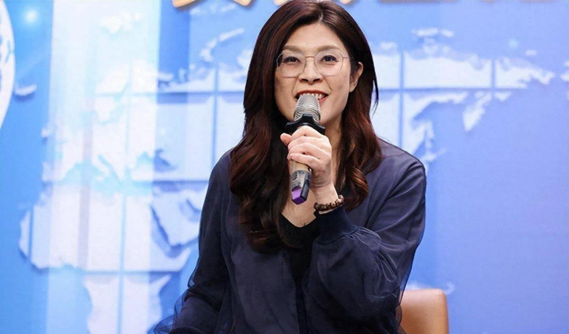  从虹桥接机到中山陵演讲：郑丽文48小时访问的深层意涵与两岸关系新动向 新闻