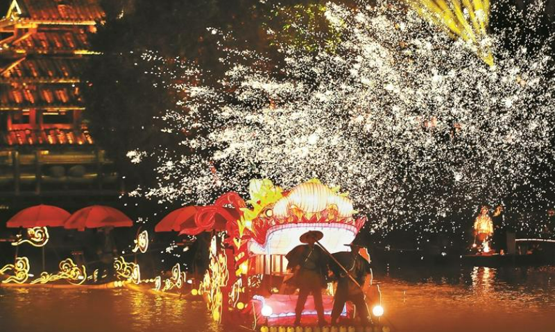  解码上海消费万亿方程式：16600亿背后的三重增长引擎 新闻