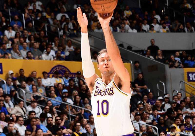  那个说"都是笨分"的老头，怎么还是全联盟最稳的大心脏 体育新闻