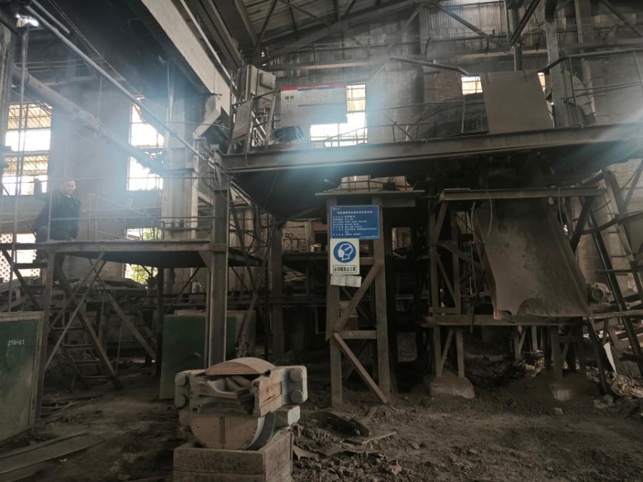  一座废弃工厂的最后一搏：37人争抢“废铁”背后的命运翻转 股票财经