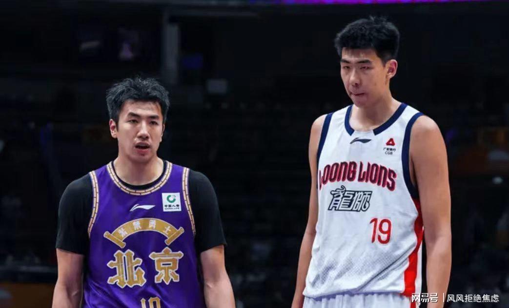  绝境中的怒吼：一个顶薪球员的迷失，与卫冕冠军的自我救赎 体育新闻