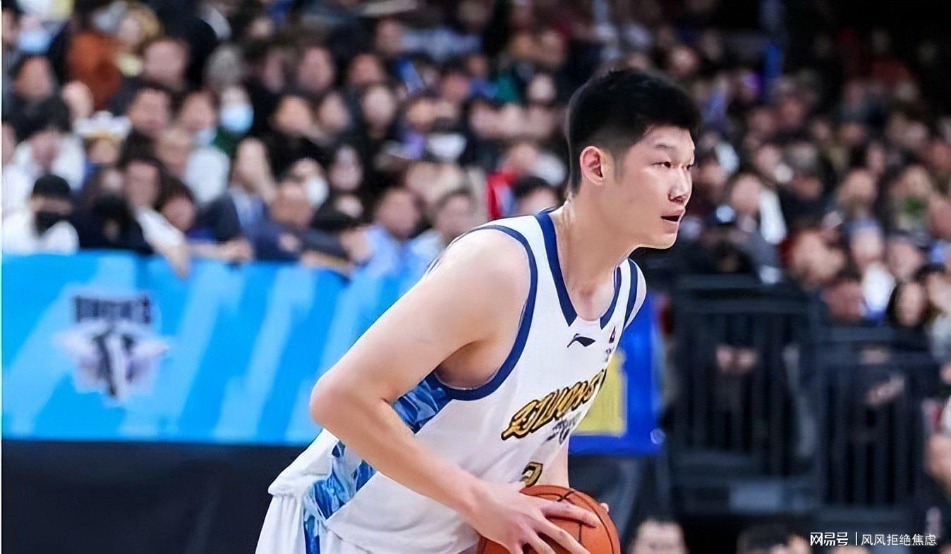  绝境中的怒吼：一个顶薪球员的迷失，与卫冕冠军的自我救赎 体育新闻