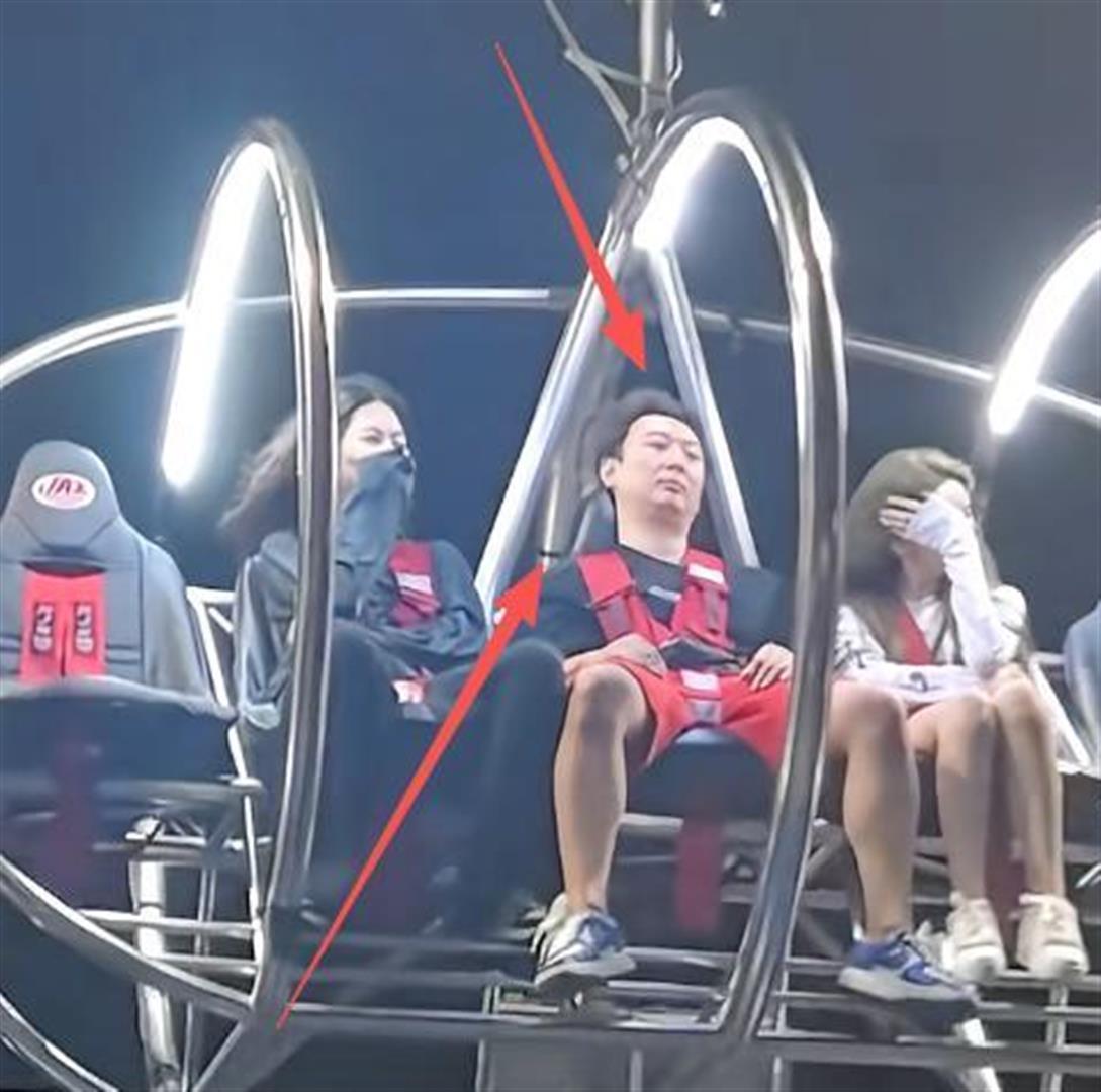  流量经济下的“星二代”商业逻辑：从黄一鸣母女看网络标签的价值变现路径 娱乐新闻